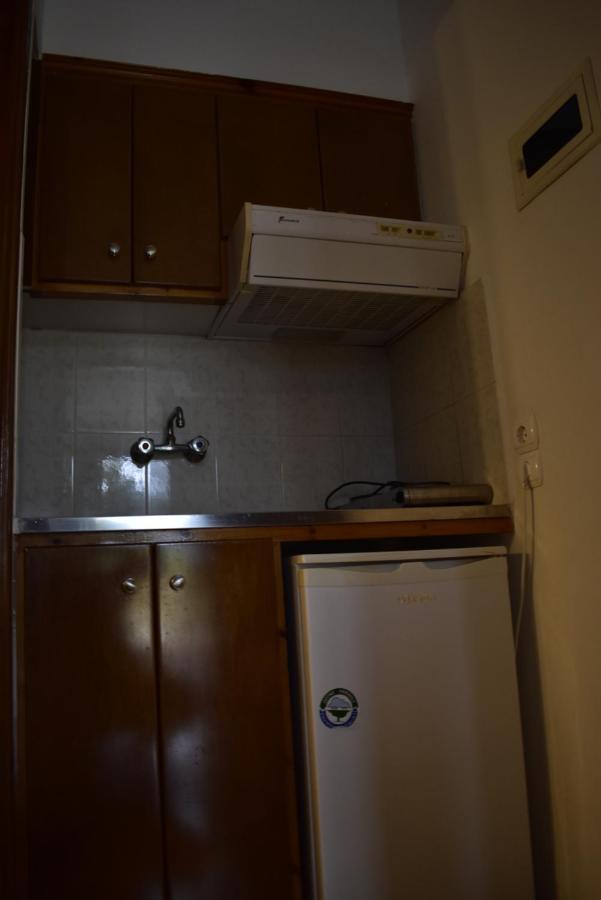 Michalis Place Apartments Василики Экстерьер фото