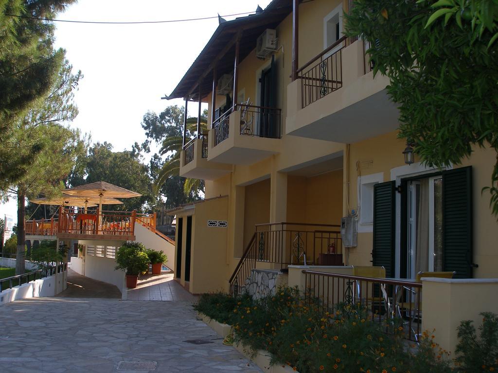 Michalis Place Apartments Василики Экстерьер фото