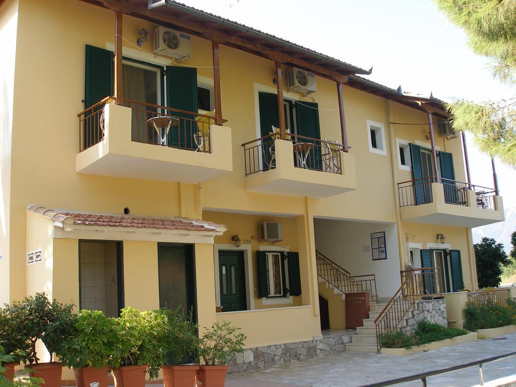 Michalis Place Apartments Василики Экстерьер фото